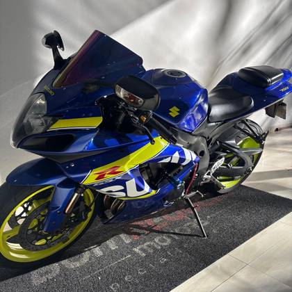 SUZUKI GSX-R750 SRAD SUZUKI GSX-R750 SRAD
